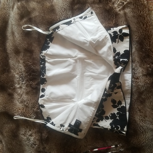 White House Black Market Bustier Top - Picture 3 of 4